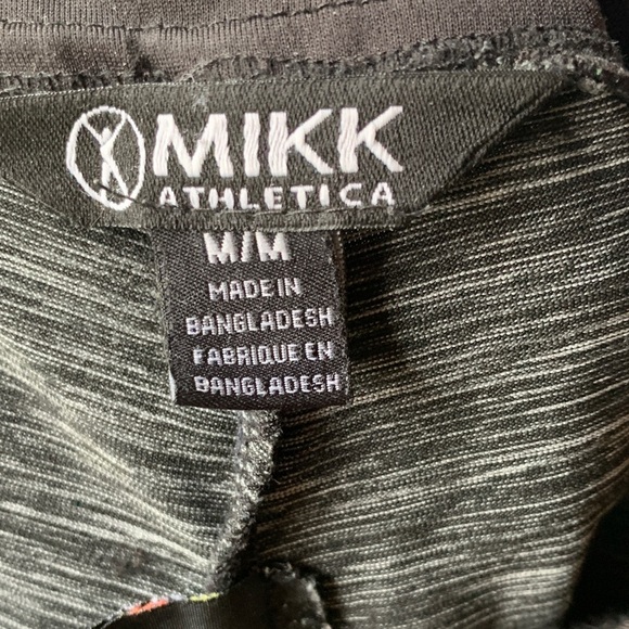 Volcom Gray and Blue Women's Capris - Picture 5 of 9